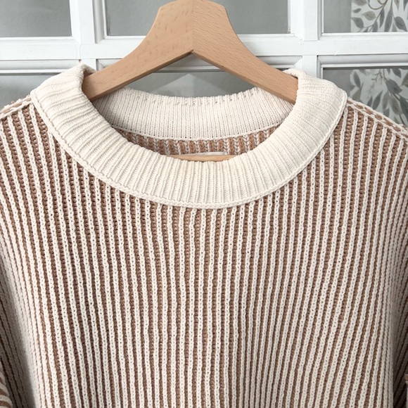 ❣️AERIE Beyond Chenille Sweater Sz M - Picture 2 of 12